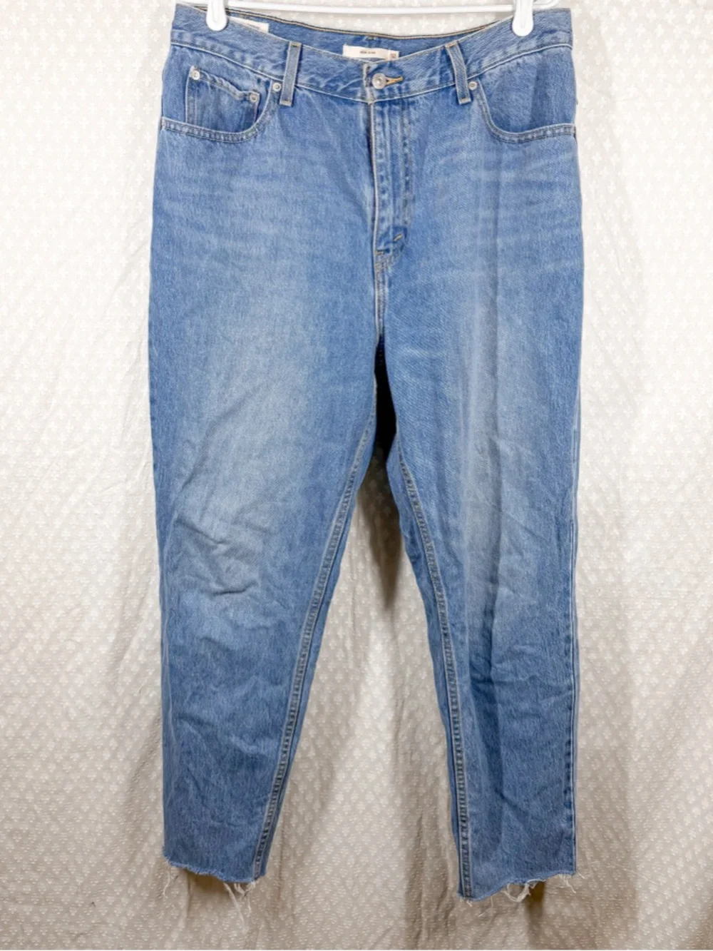 Levi’s Premium‎ Light Wash High Rise Mom Jeans
